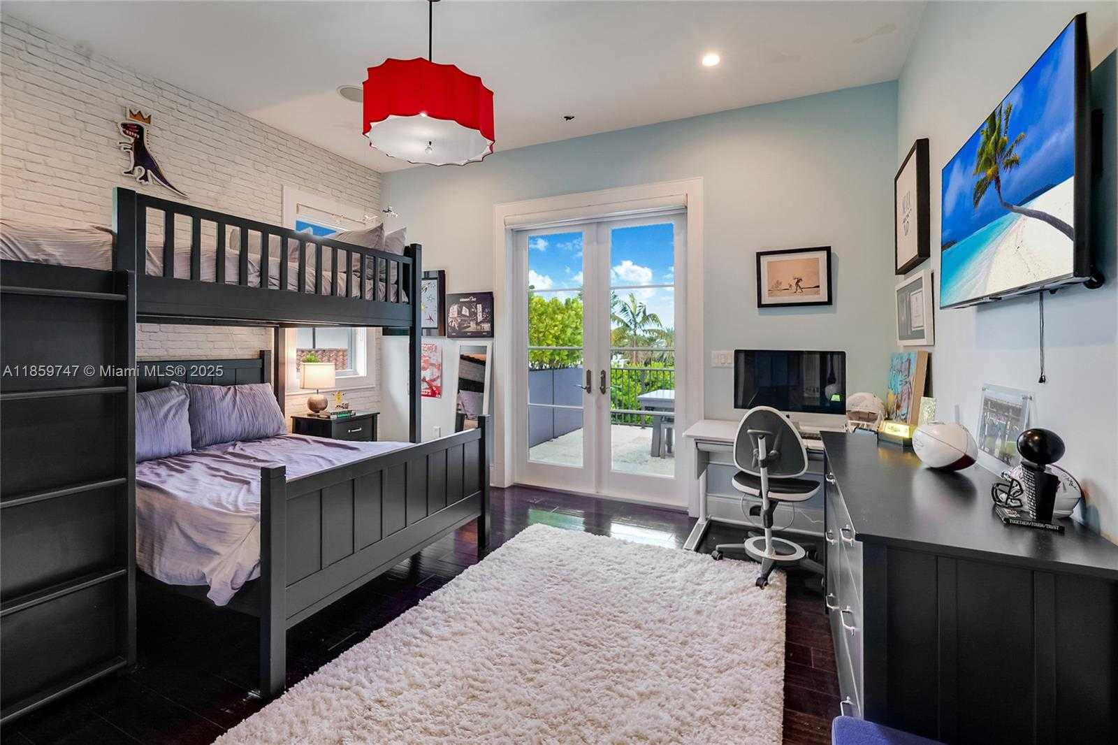 Small Image of 701 BELLA VISTA AVE, Coral Gables Number 25