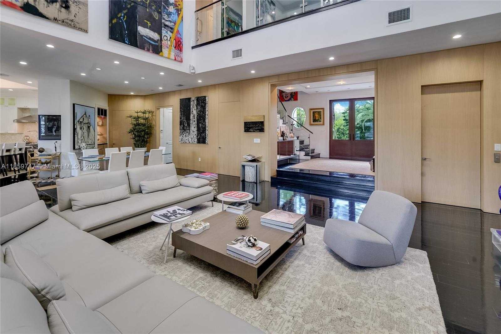 Small Image of 701 BELLA VISTA AVE, Coral Gables Number 35