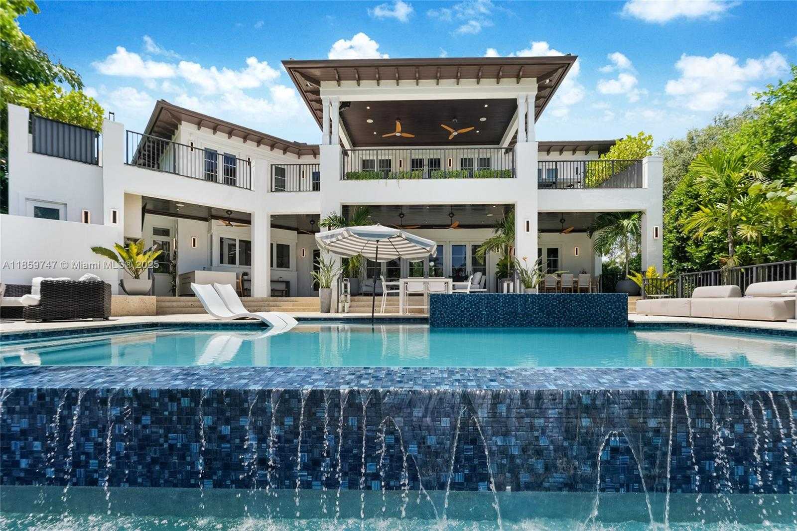 Small Image of 701 BELLA VISTA AVE, Coral Gables Number 36
