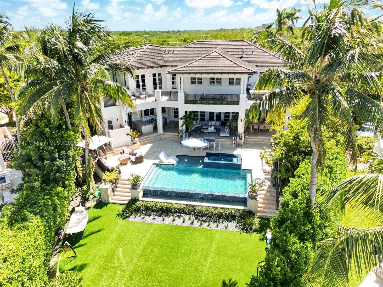 Small Image of 701 BELLA VISTA AVE, Coral Gables Number 41