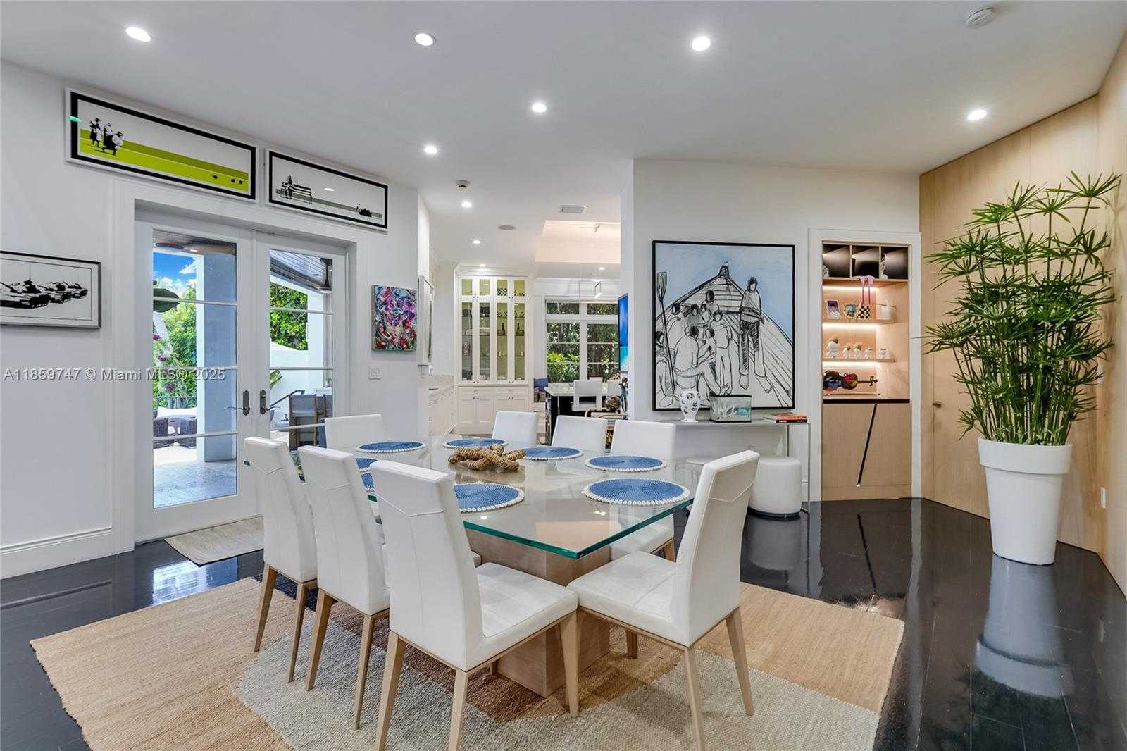 Small Image of 701 BELLA VISTA AVE, Coral Gables Number 7