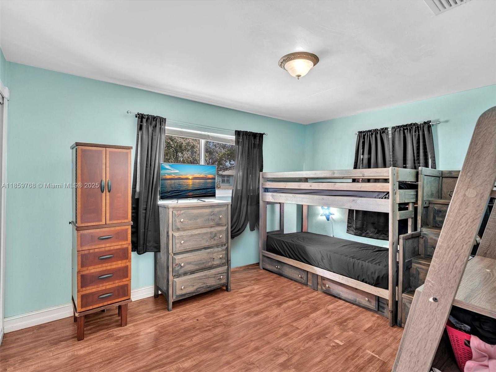 Small Image of 6472 JOHNSON ST, Hollywood Number 29