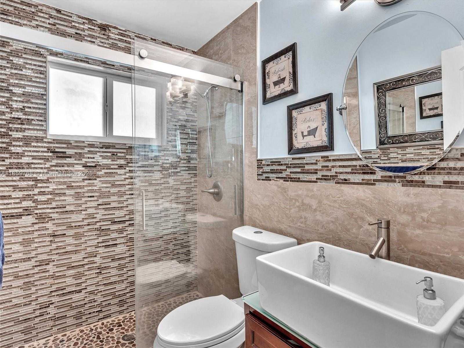 Small Image of 6472 JOHNSON ST, Hollywood Number 31