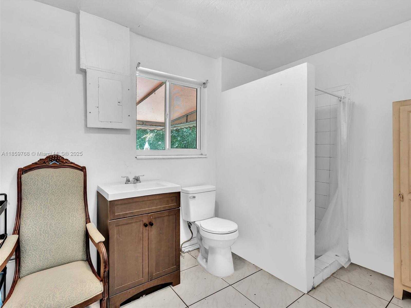 Small Image of 6472 JOHNSON ST, Hollywood Number 37