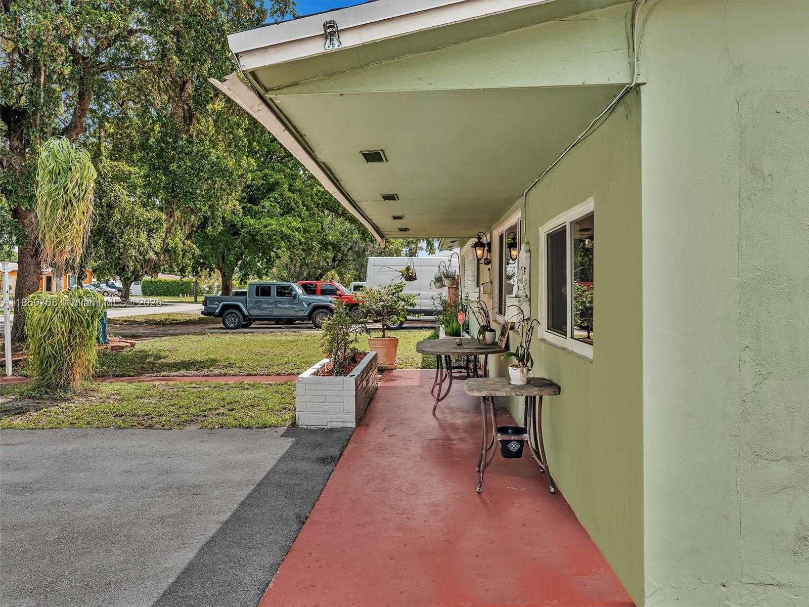 Small Image of 6472 JOHNSON ST, Hollywood Number 39