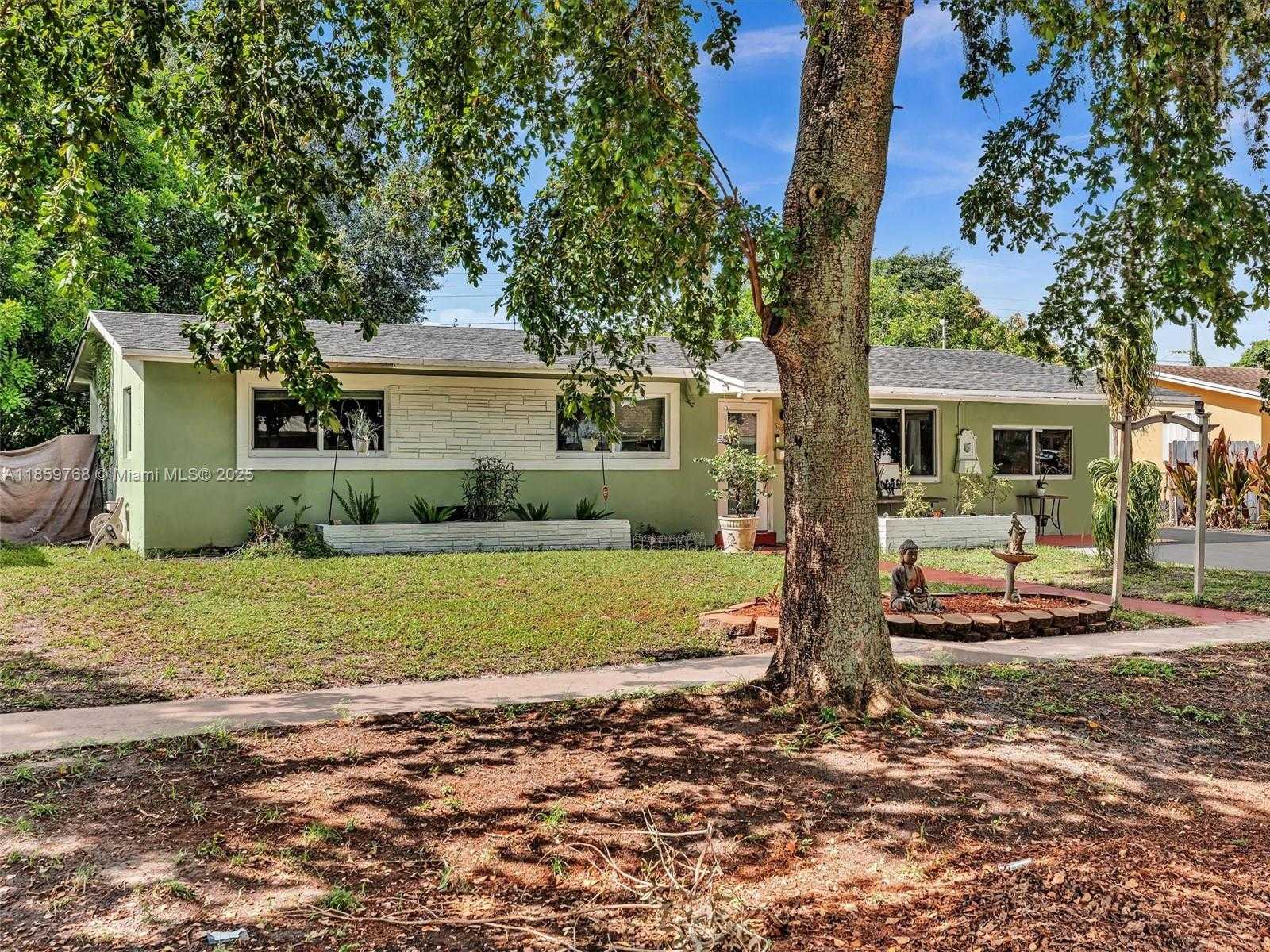 Small Image of 6472 JOHNSON ST, Hollywood Number 46