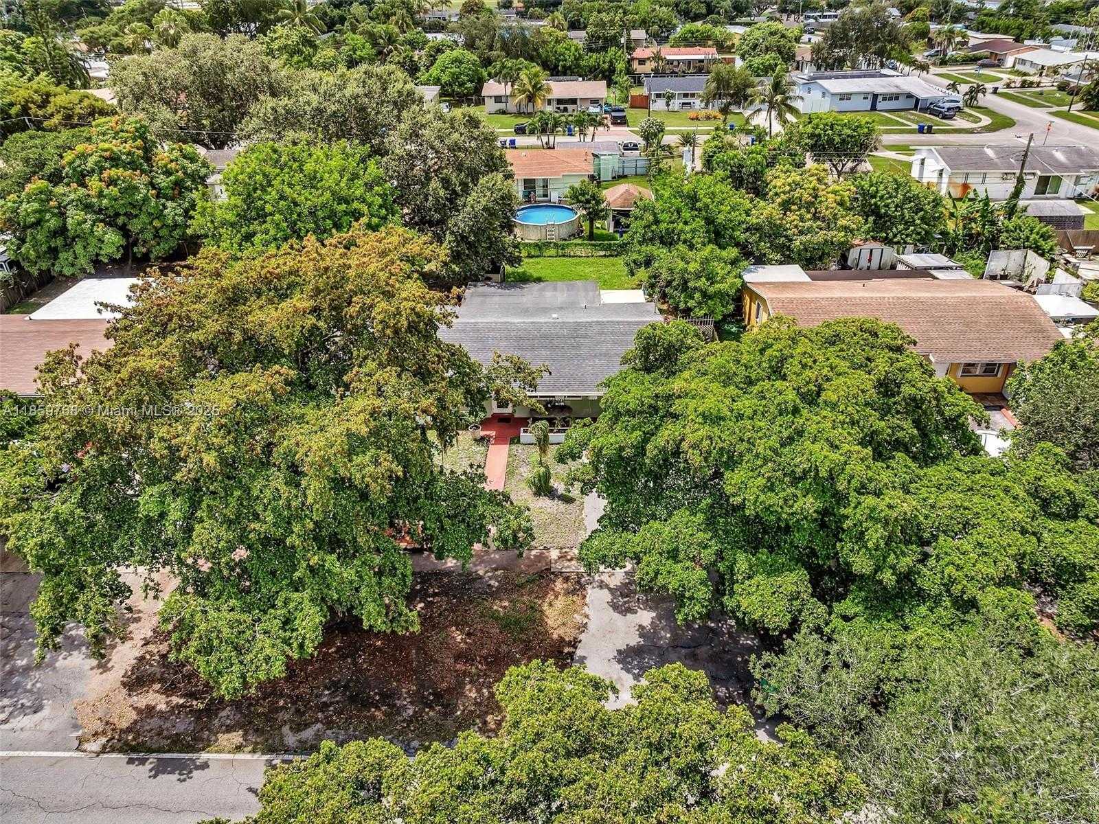 Small Image of 6472 JOHNSON ST, Hollywood Number 48