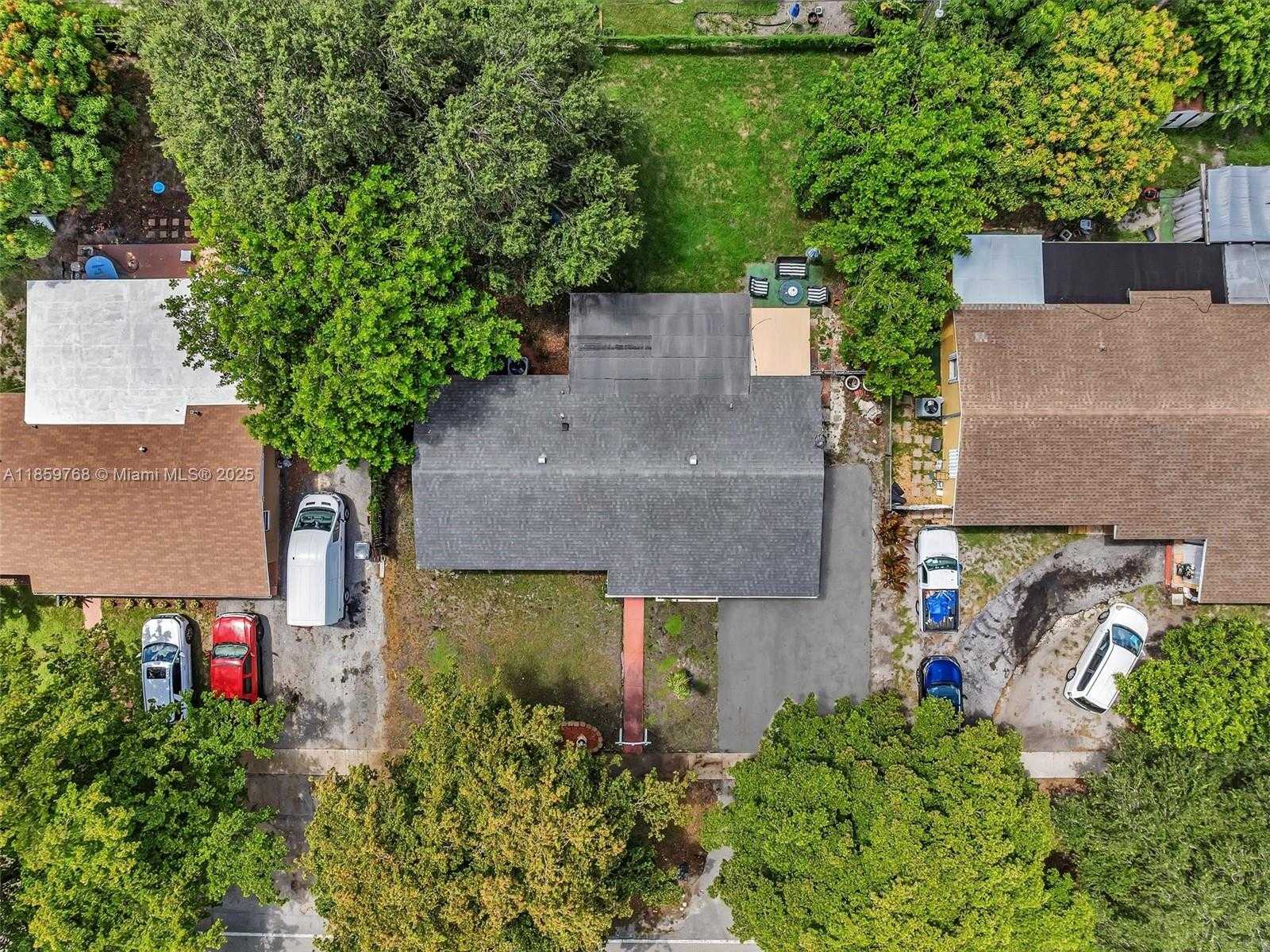 Small Image of 6472 JOHNSON ST, Hollywood Number 50