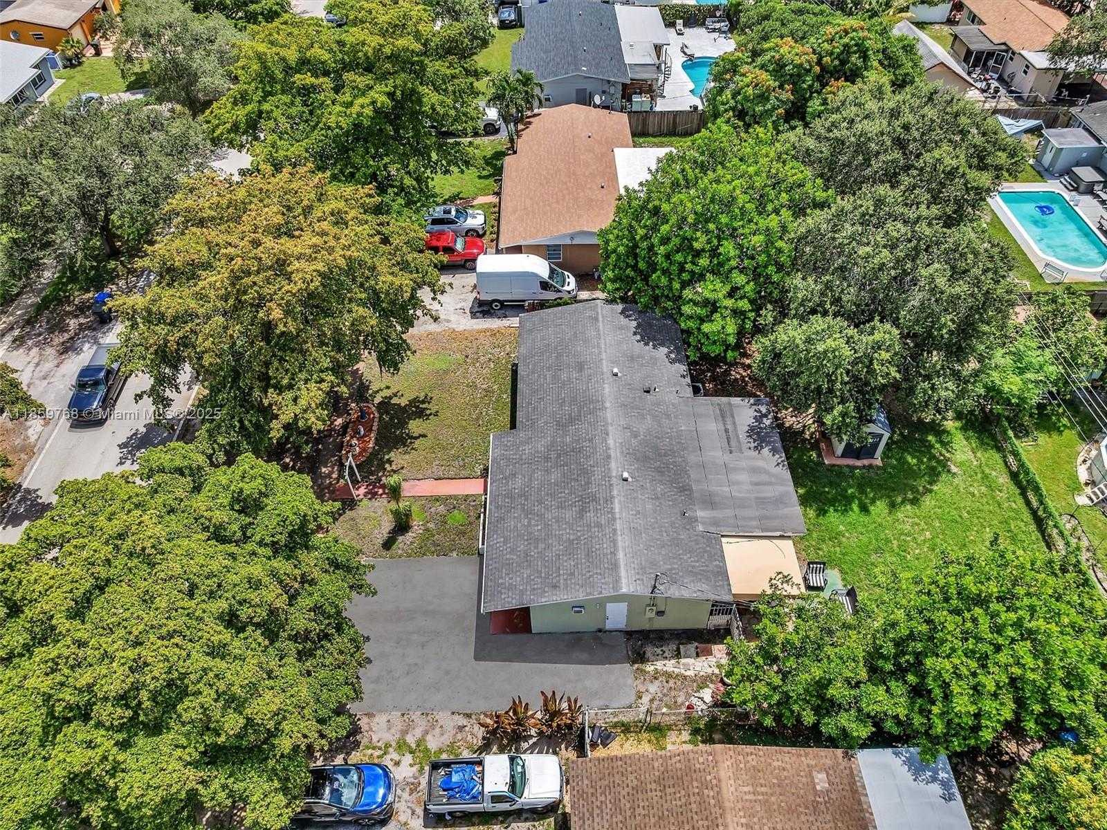Small Image of 6472 JOHNSON ST, Hollywood Number 54