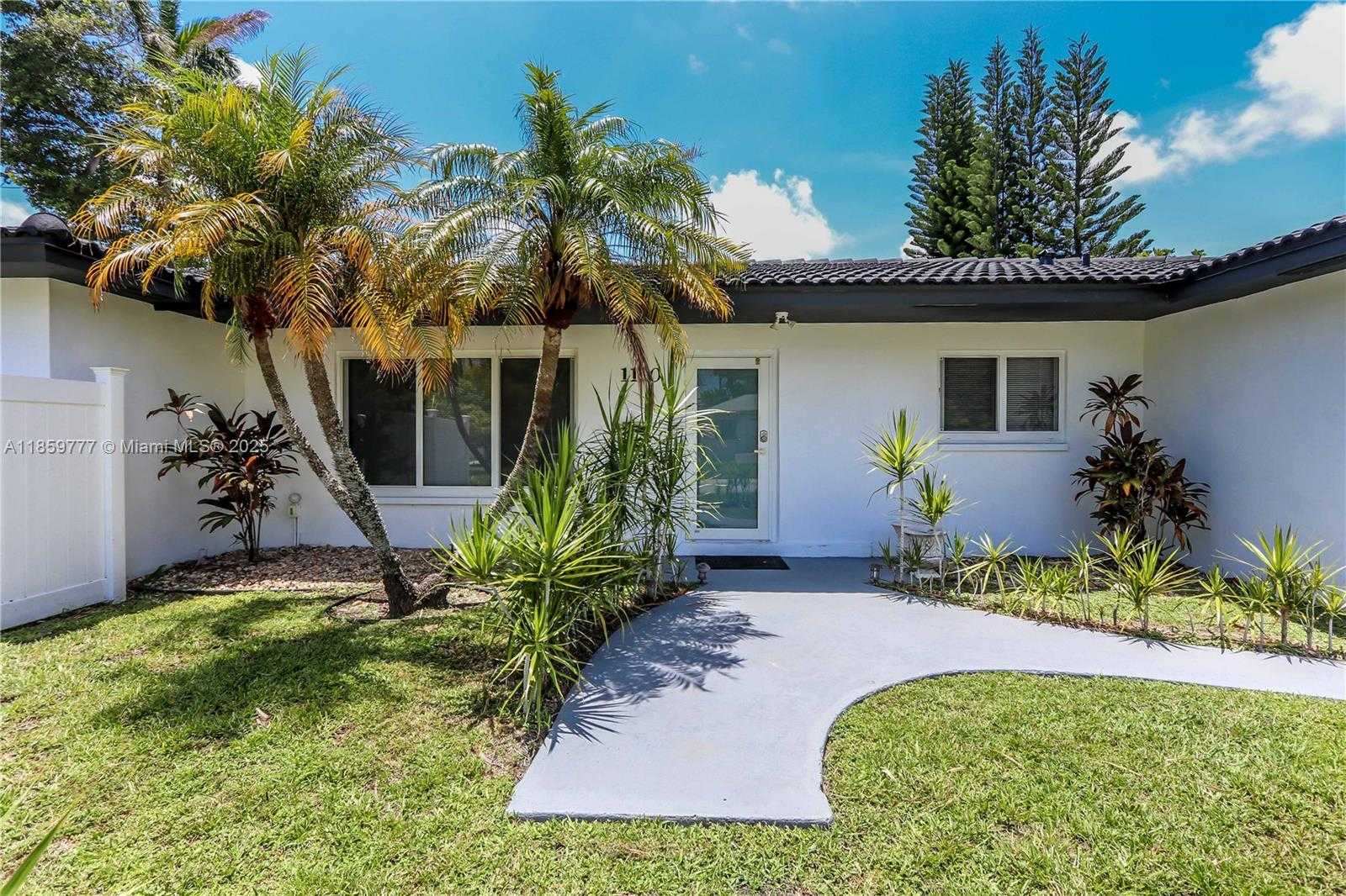 Small Image of 1110 SOUTH 14TH AVE, Hollywood Number 2