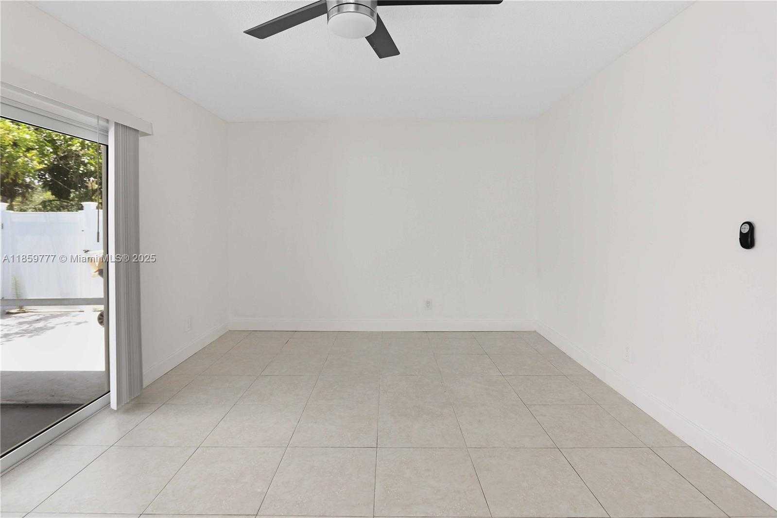 Small Image of 1110 SOUTH 14TH AVE, Hollywood Number 30