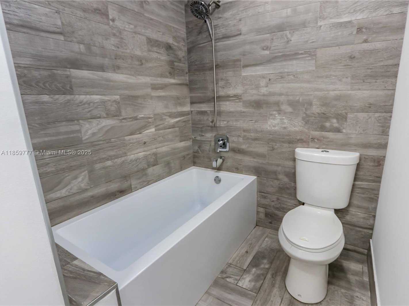 Small Image of 1110 SOUTH 14TH AVE, Hollywood Number 35