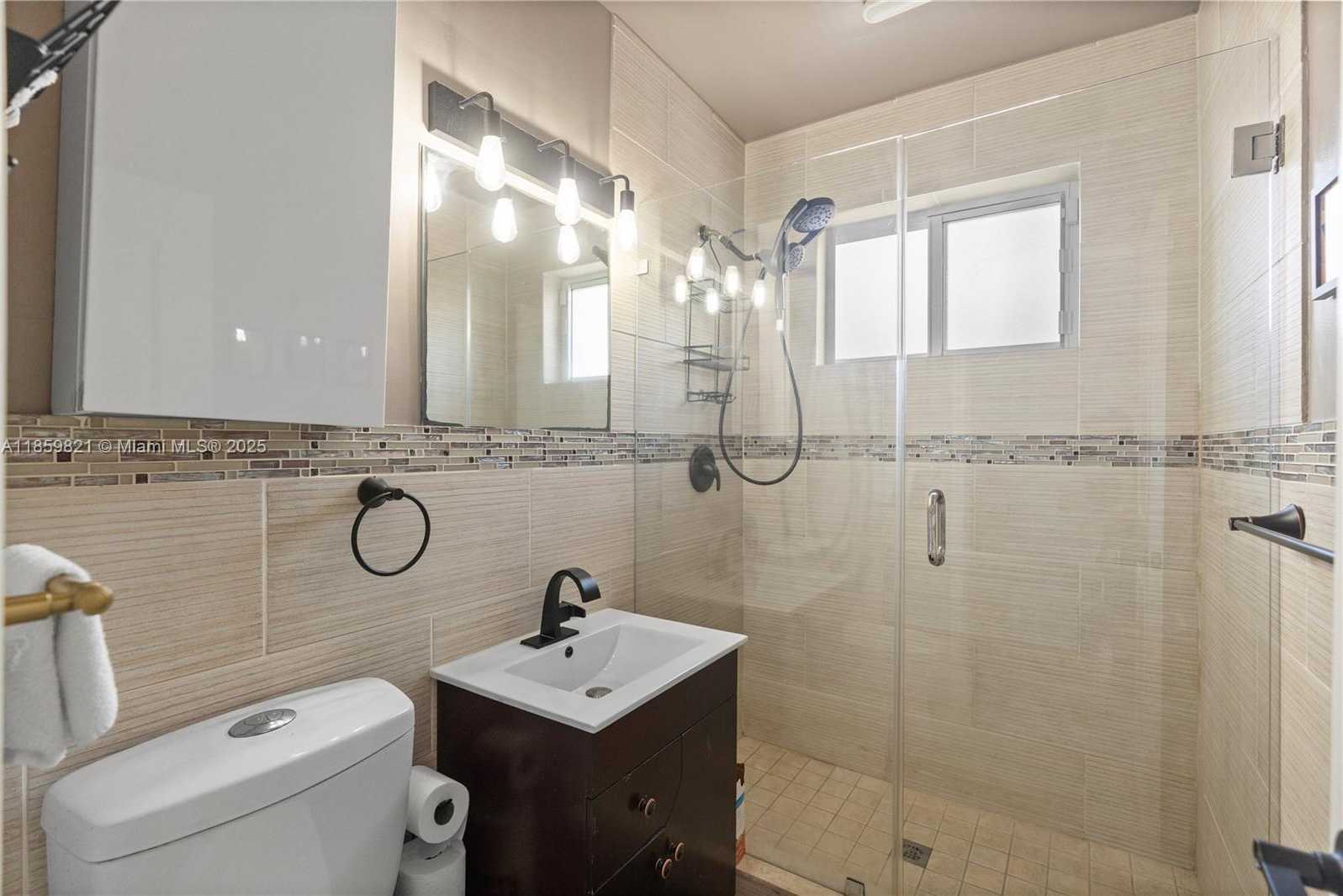Small Image of 7528 HISPANOLA AVE, North Bay Village Number 28