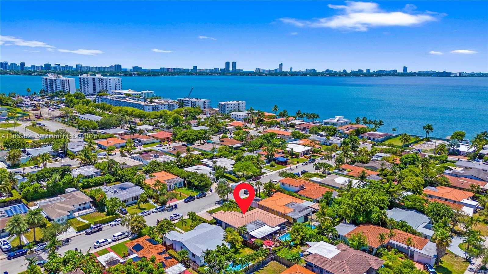 Small Image of 7528 HISPANOLA AVE, North Bay Village Number 4