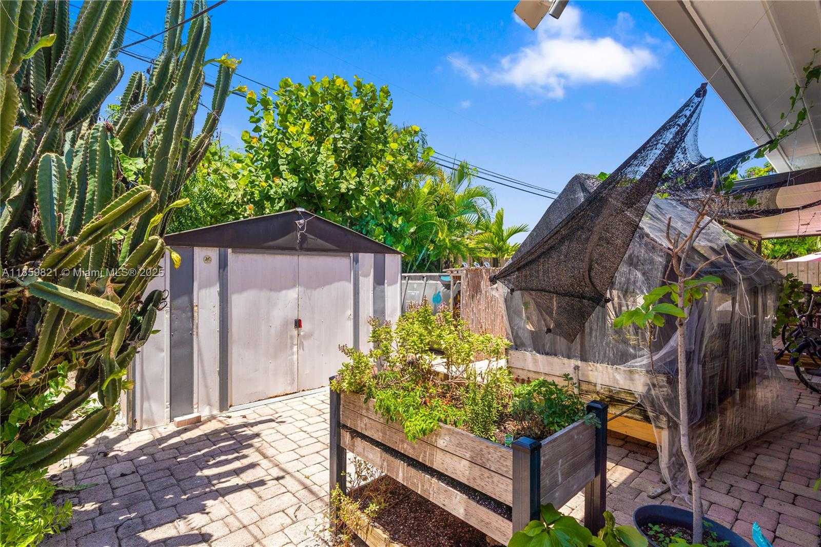 Small Image of 7528 HISPANOLA AVE, North Bay Village Number 43