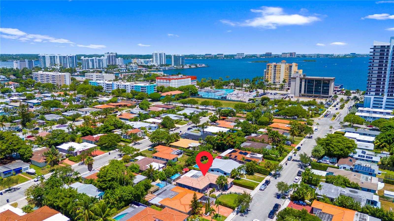 Small Image of 7528 HISPANOLA AVE, North Bay Village Number 45
