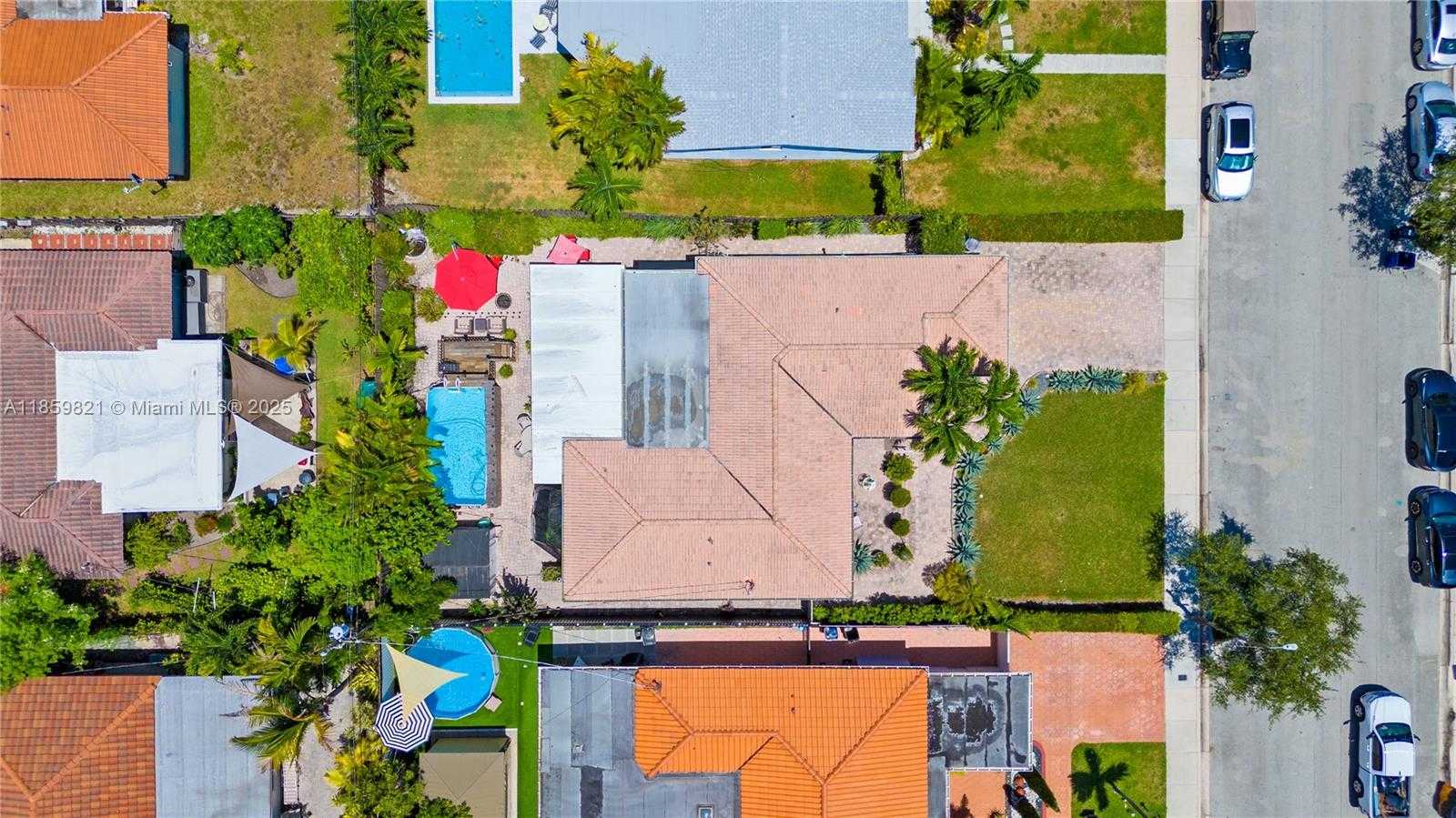 Small Image of 7528 HISPANOLA AVE, North Bay Village Number 52