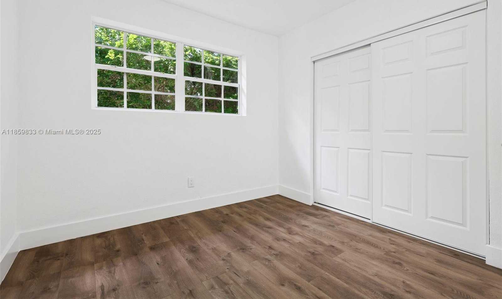 Small Image of 12630 NORTH EAST MIAMI PL, North Miami Number 28