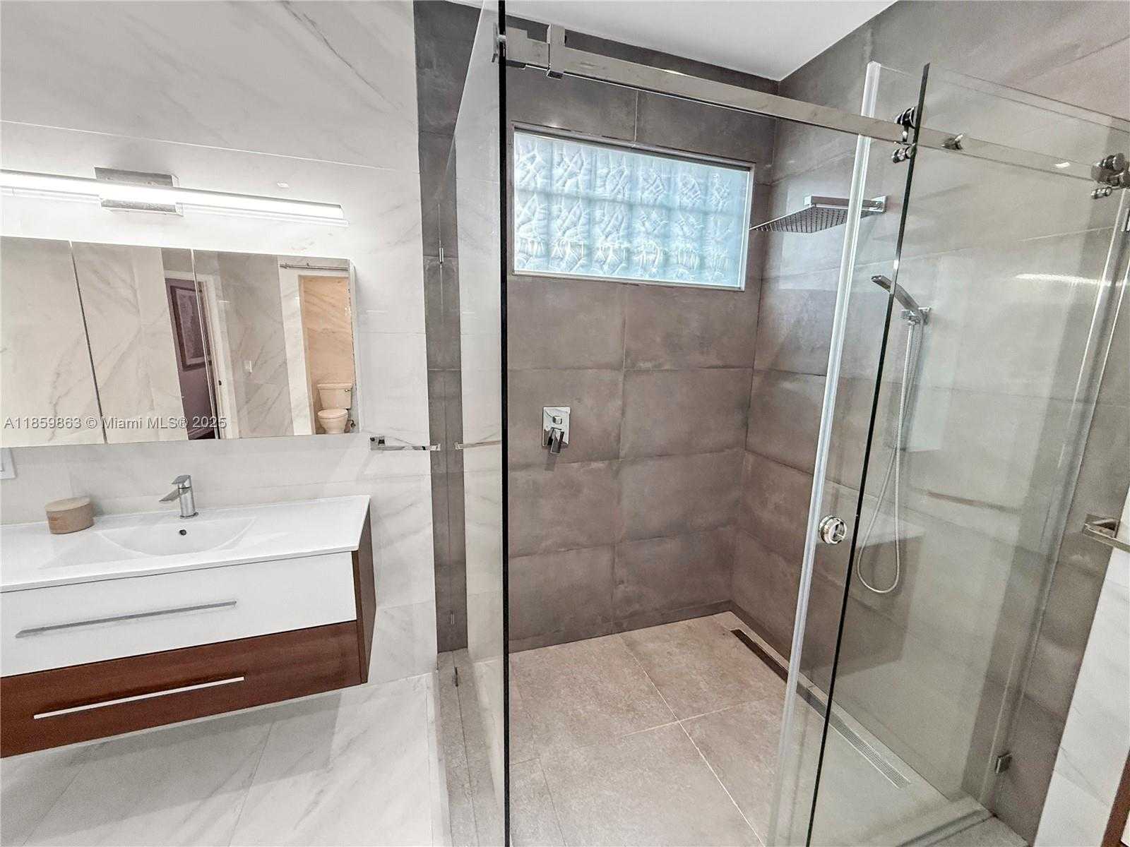 Small Image of 2514 POINCIANA DR, Weston Number 34