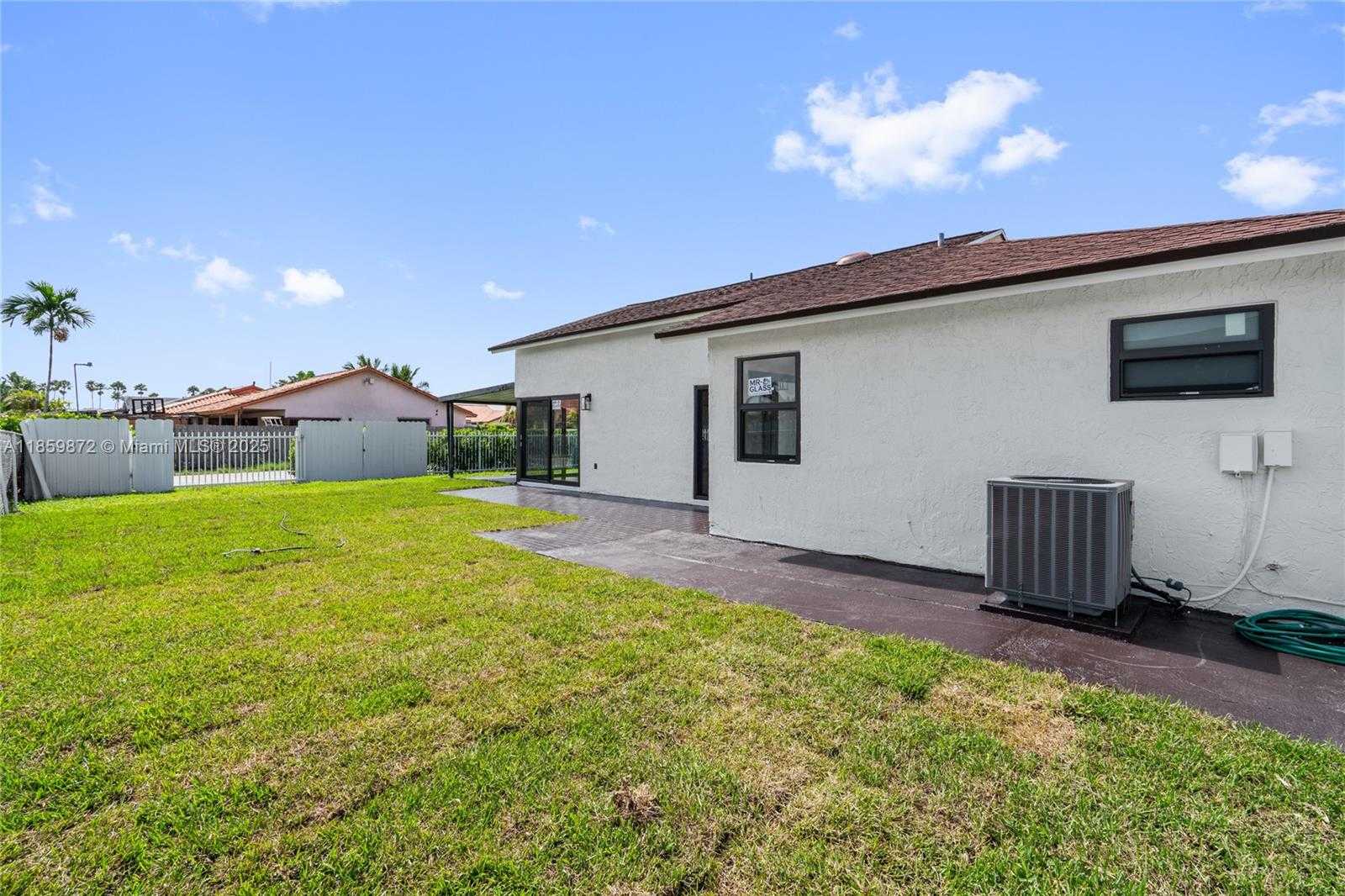 Small Image of 9837 SOUTH WEST 7TH ST, Miami Number 11