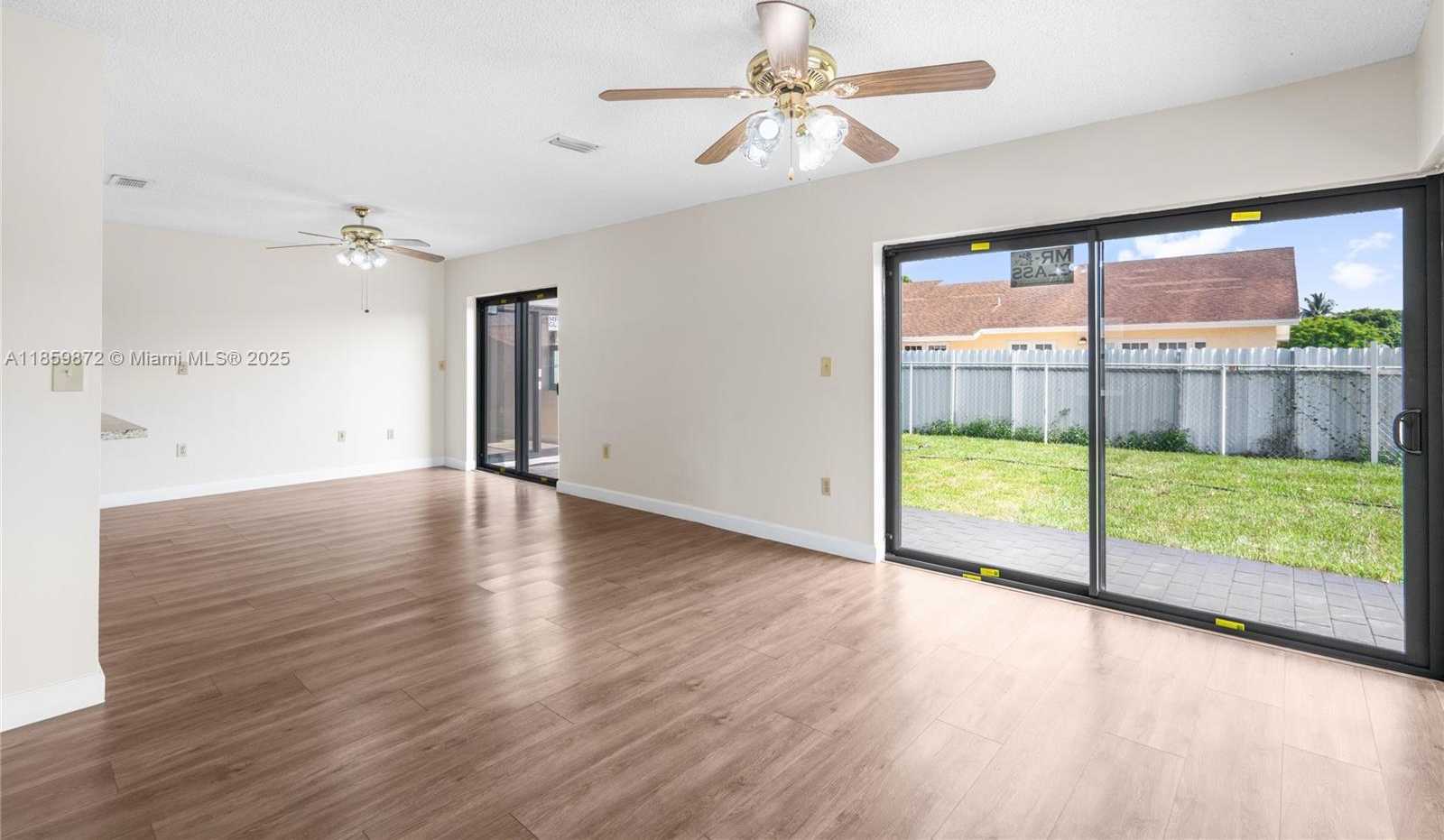 Small Image of 9837 SOUTH WEST 7TH ST, Miami Number 18