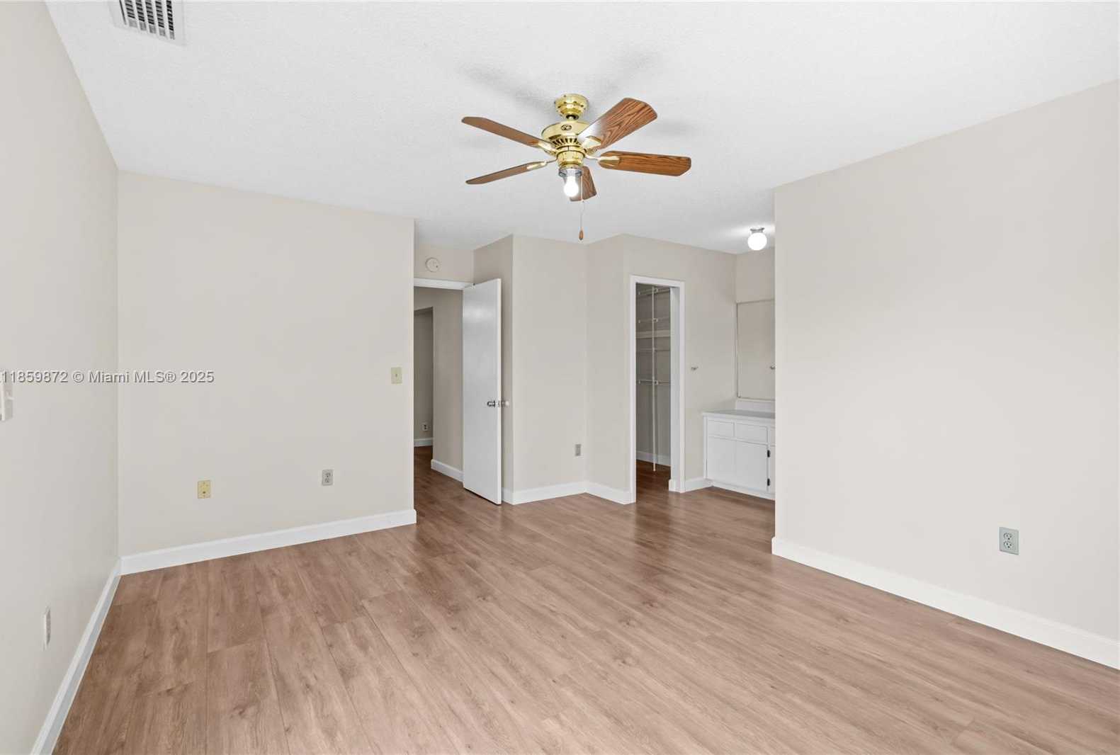 Small Image of 9837 SOUTH WEST 7TH ST, Miami Number 36