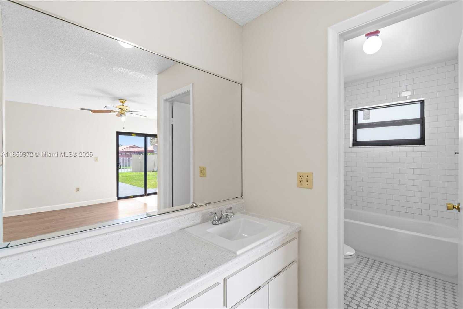 Small Image of 9837 SOUTH WEST 7TH ST, Miami Number 38