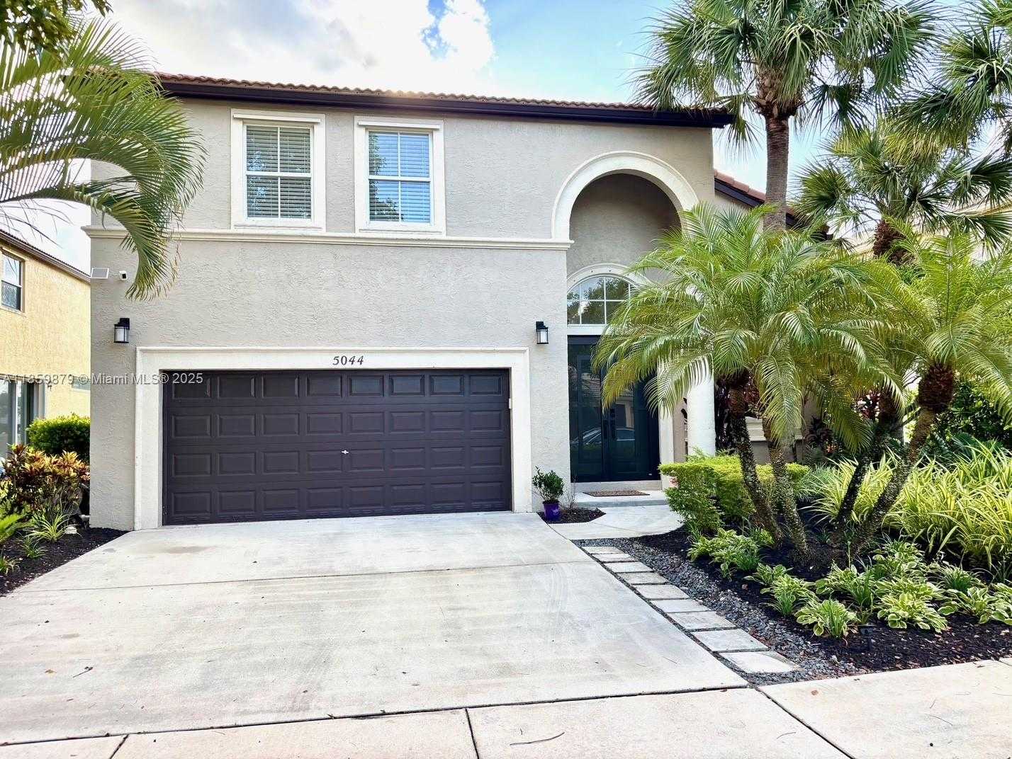 Small Image of 5044 SOUTH WEST 164TH AVE, Miramar Number 2