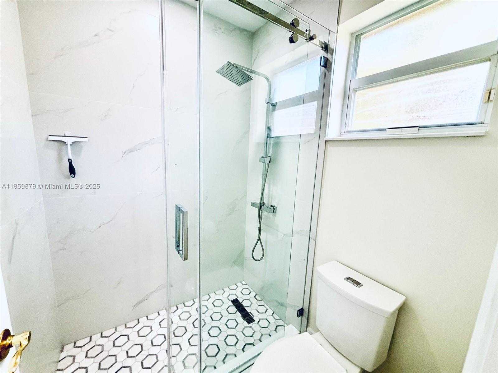 Small Image of 5044 SOUTH WEST 164TH AVE, Miramar Number 30
