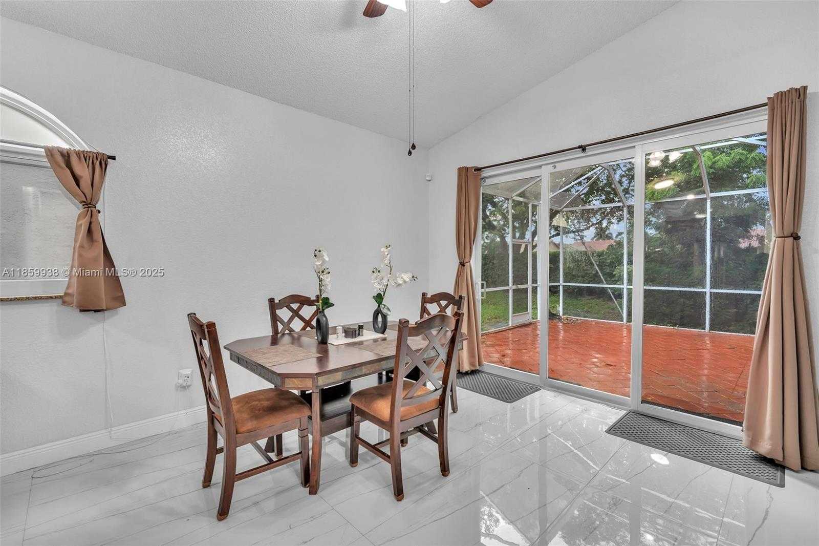 Small Image of 544 NORTH WEST 159TH LN, Pembroke Pines Number 14