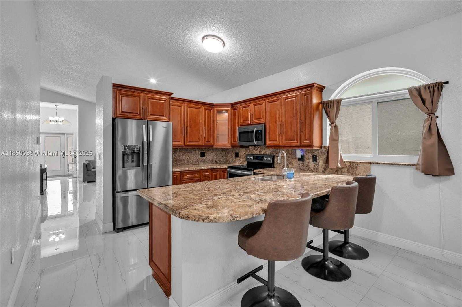 Small Image of 544 NORTH WEST 159TH LN, Pembroke Pines Number 18