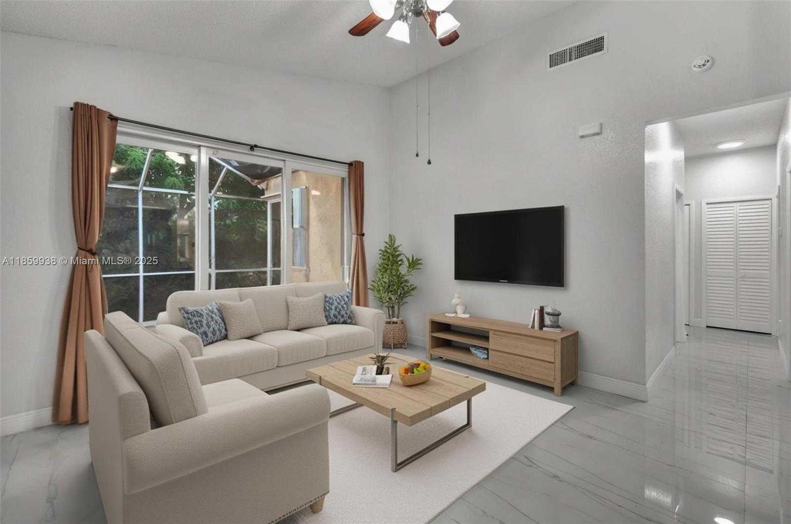 Small Image of 544 NORTH WEST 159TH LN, Pembroke Pines Number 4