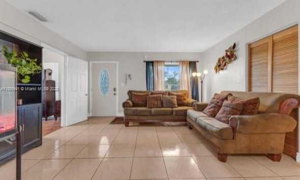 Small Image of 3738 NORTH WEST 207TH DR, Miami Gardens Number 11