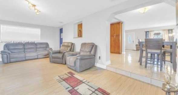 Small Image of 3738 NORTH WEST 207TH DR, Miami Gardens Number 9