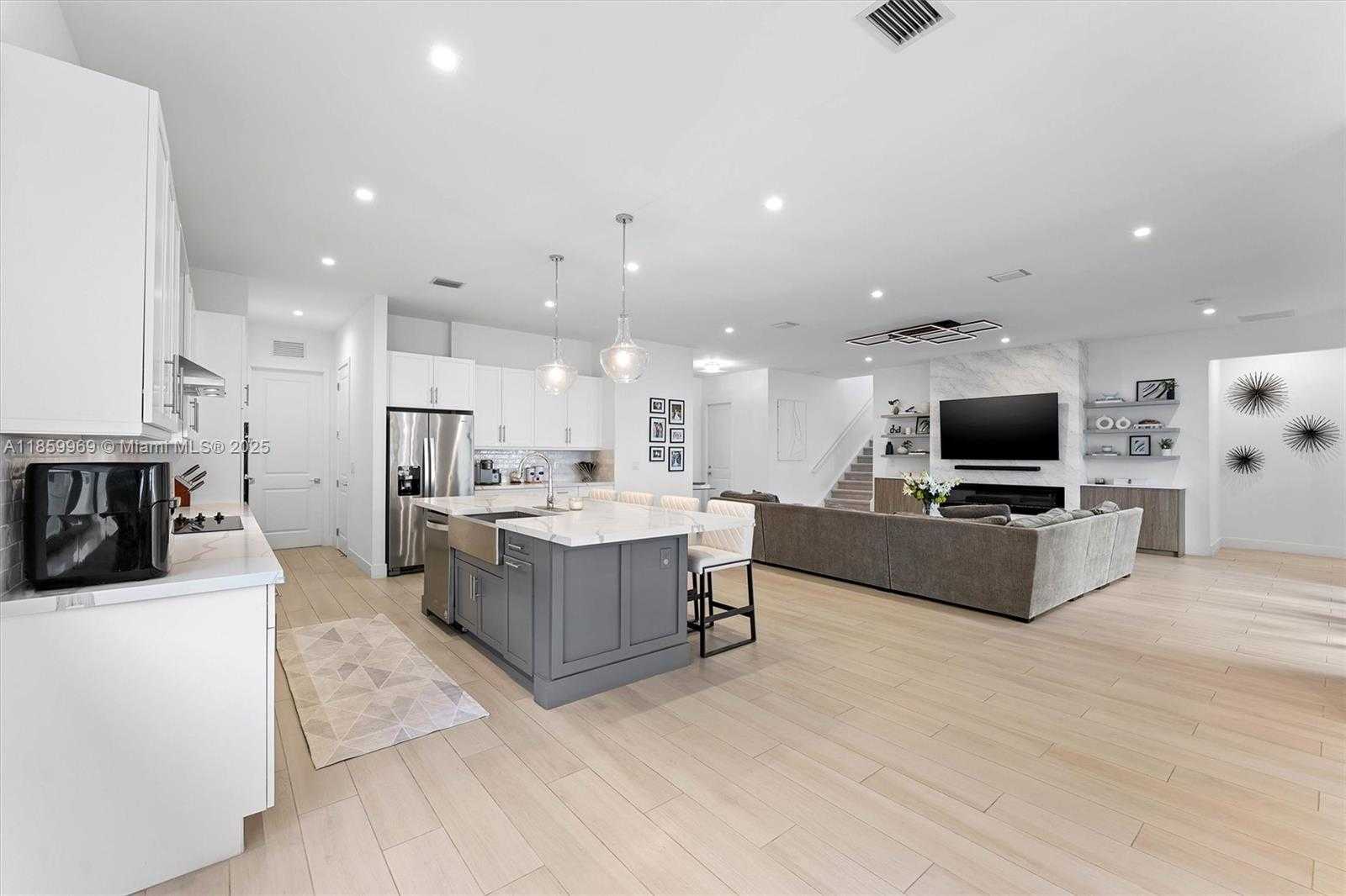 Small Image of 4406 SOUTH WEST 176TH AVE, Miramar Number 15