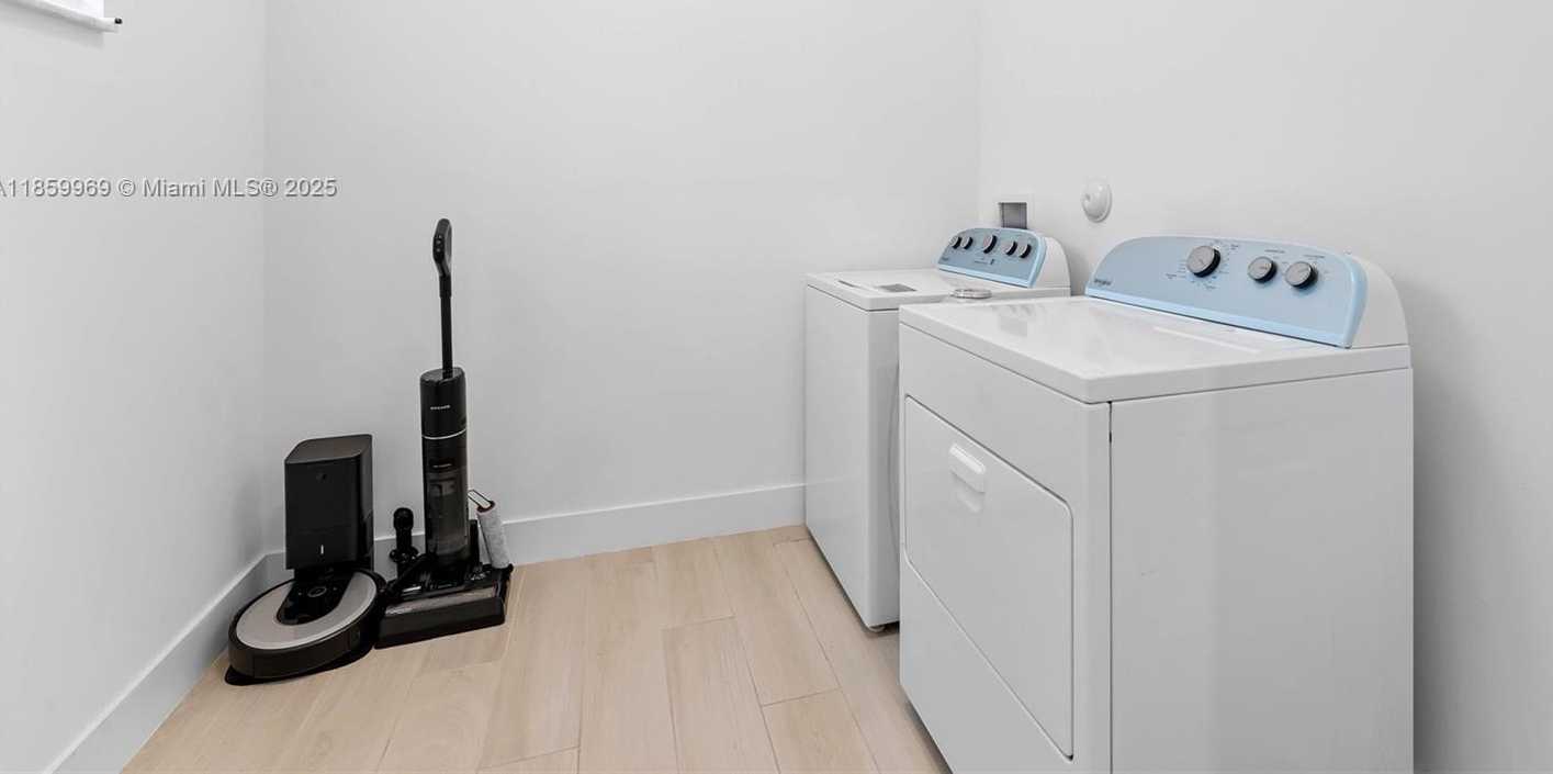 Small Image of 4406 SOUTH WEST 176TH AVE, Miramar Number 17