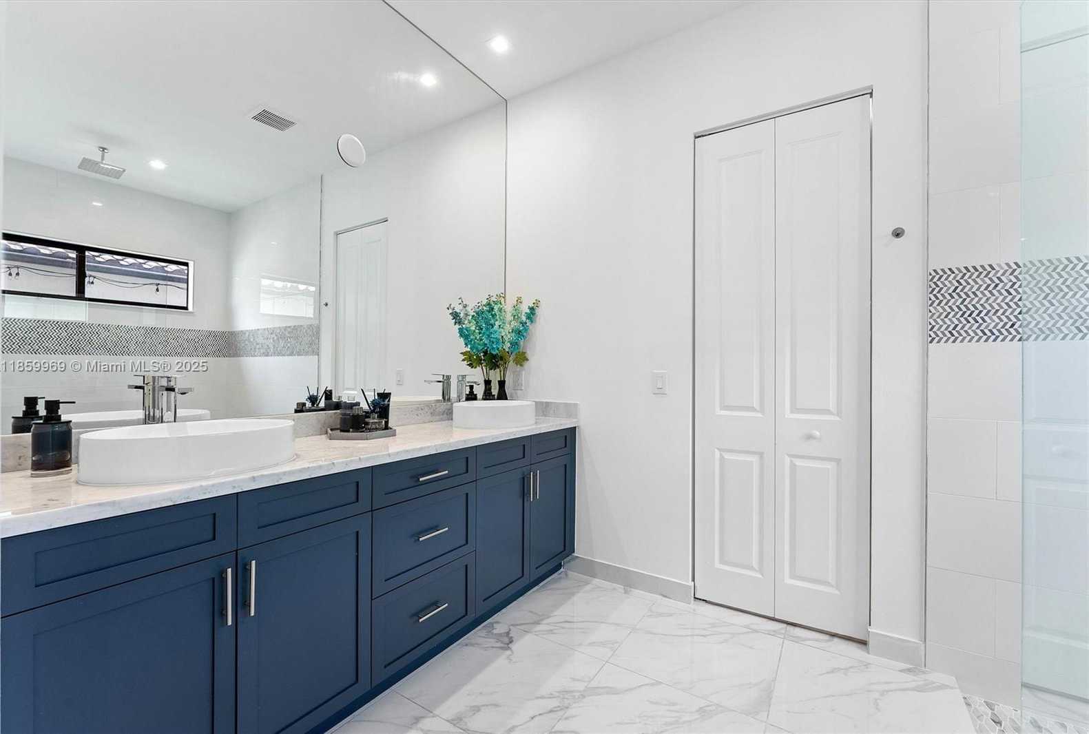 Small Image of 4406 SOUTH WEST 176TH AVE, Miramar Number 21