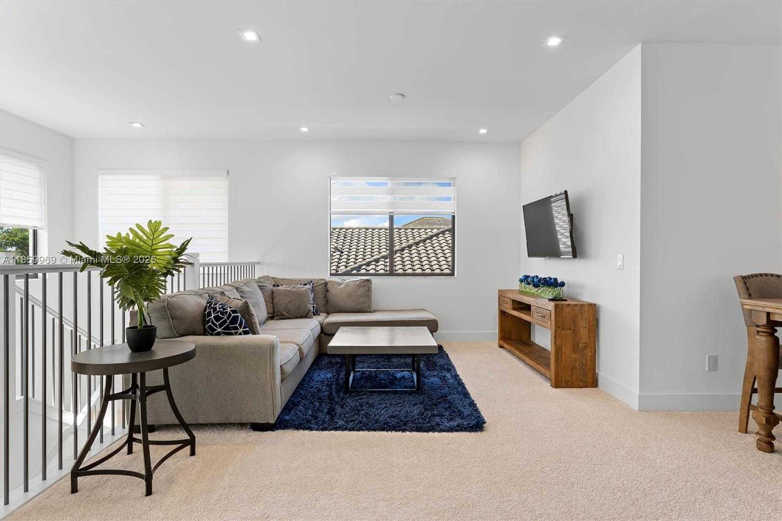 Small Image of 4406 SOUTH WEST 176TH AVE, Miramar Number 29