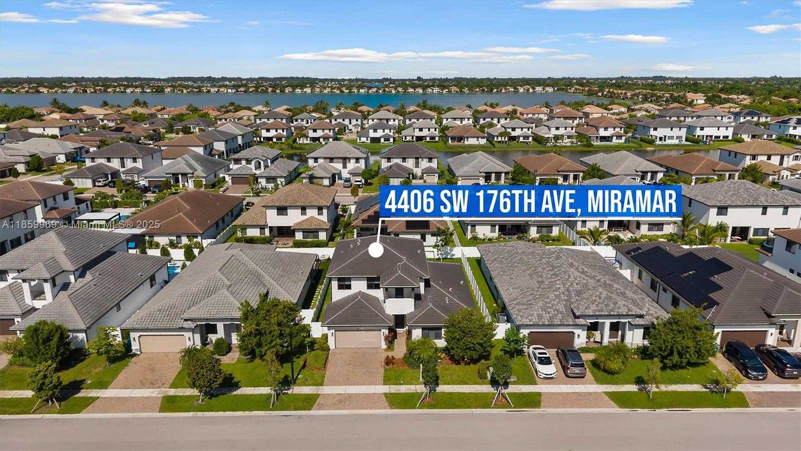 Small Image of 4406 SOUTH WEST 176TH AVE, Miramar Number 45
