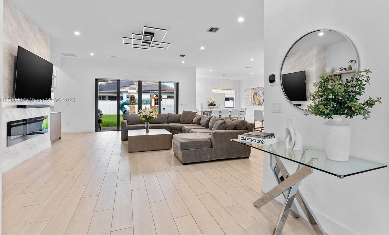 Small Image of 4406 SOUTH WEST 176TH AVE, Miramar Number 5