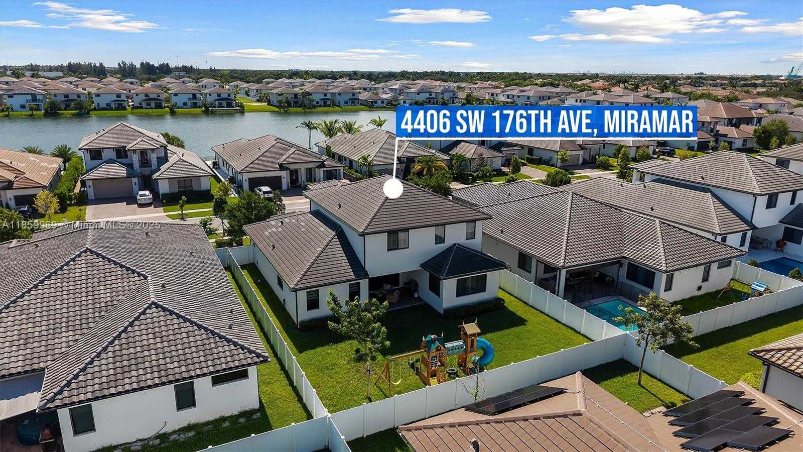Small Image of 4406 SOUTH WEST 176TH AVE, Miramar Number 55