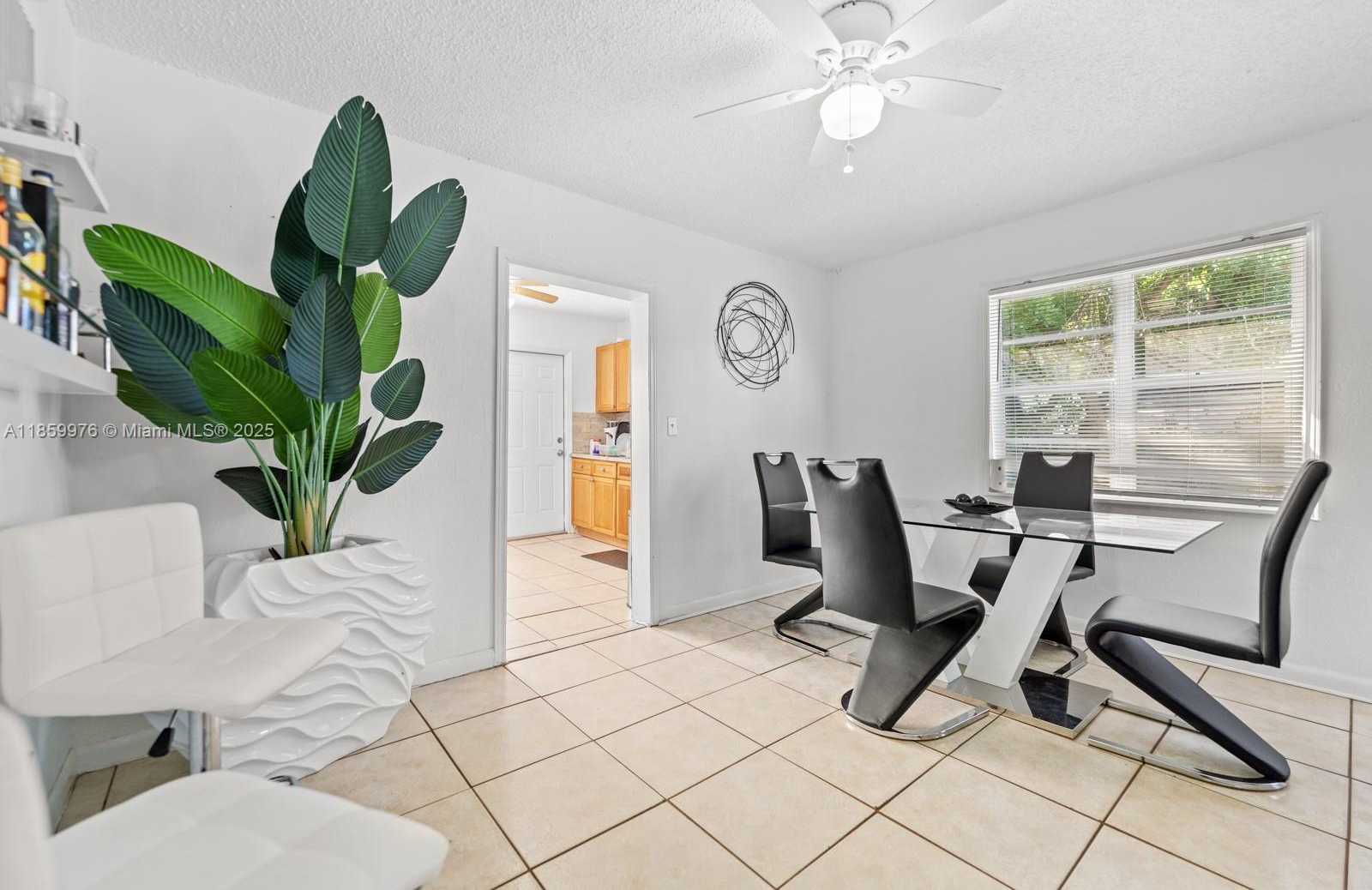 Small Image of 1304 NORTH WEST 43RD ST, Miami Number 10