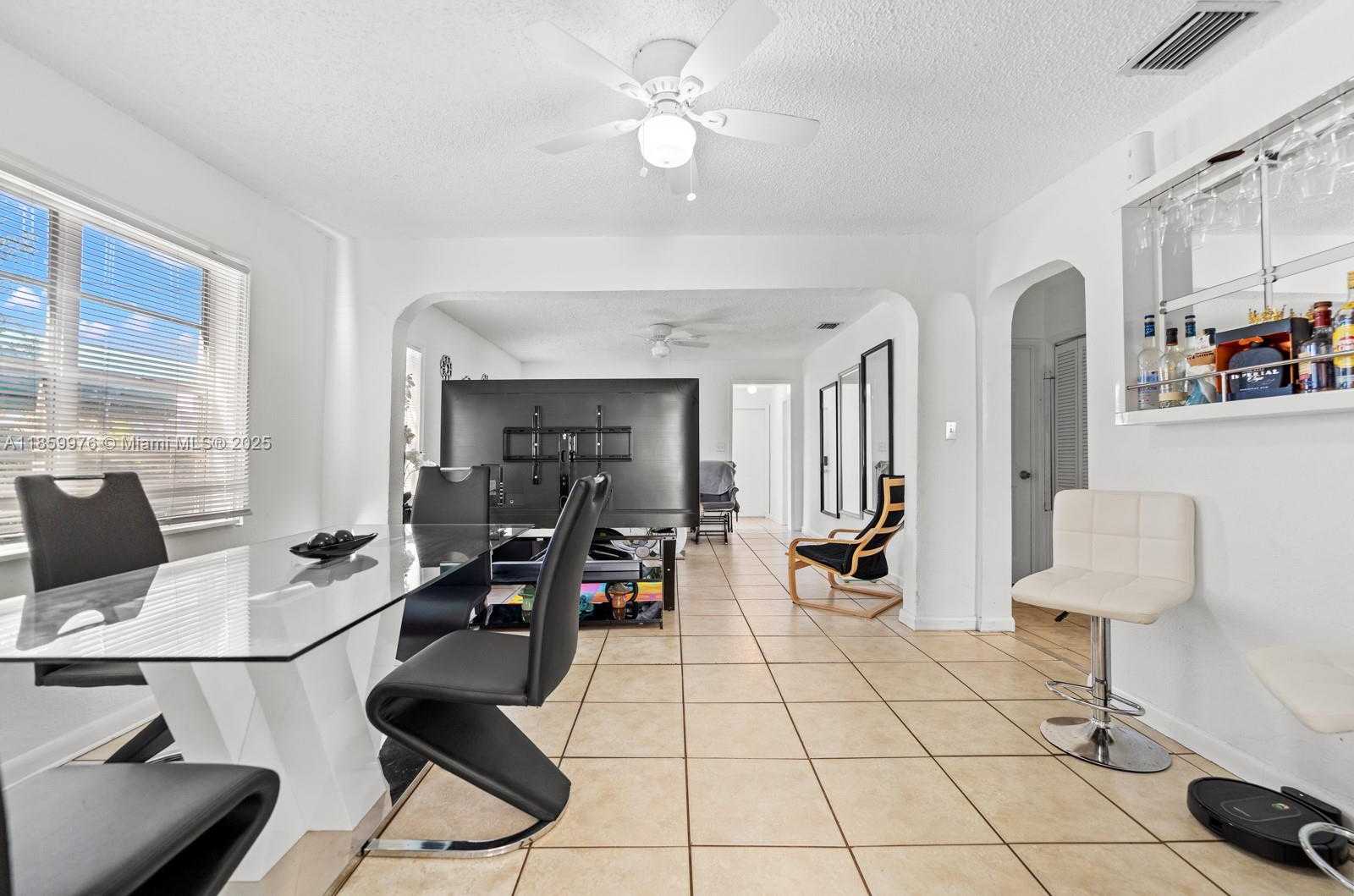Small Image of 1304 NORTH WEST 43RD ST, Miami Number 11