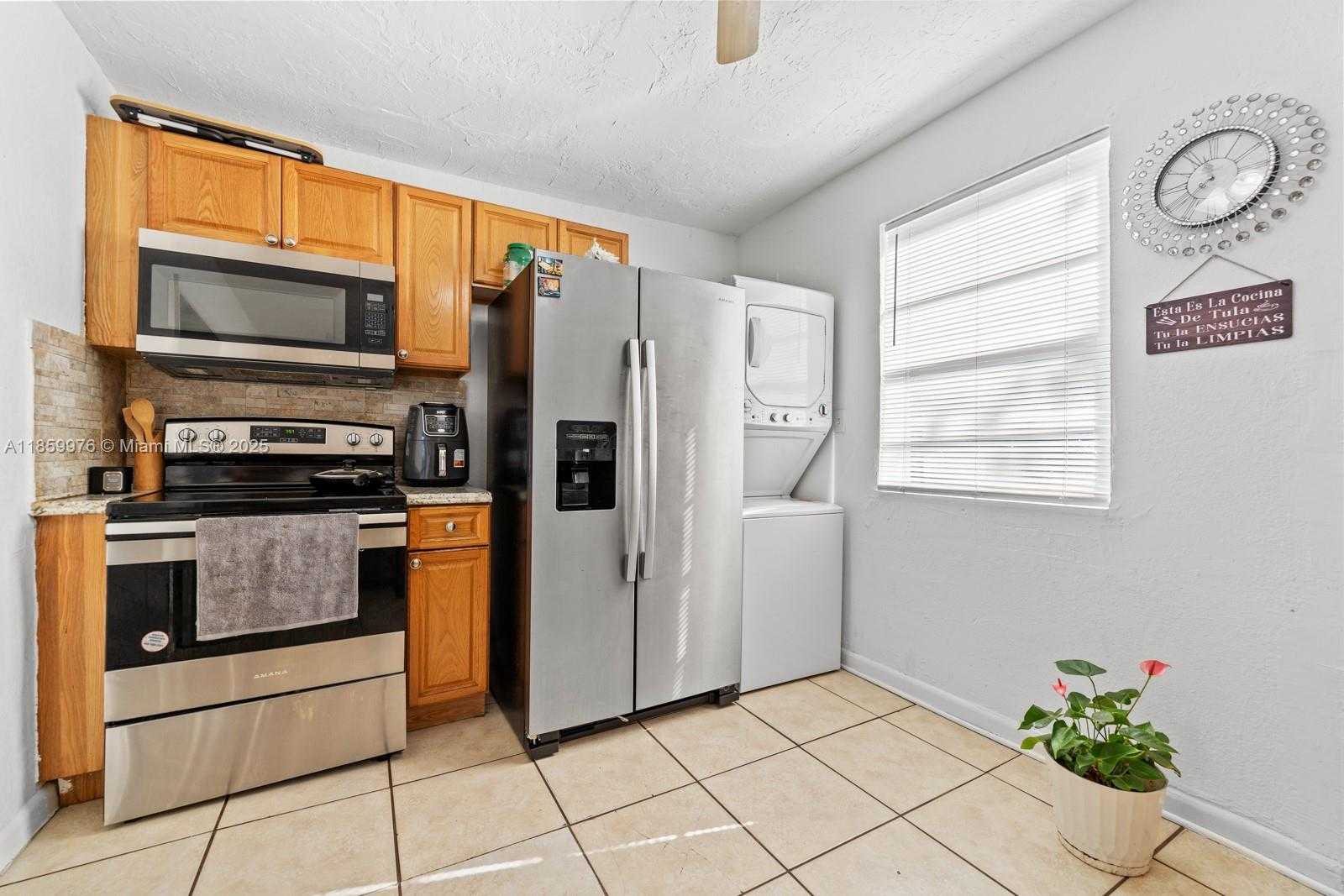 Small Image of 1304 NORTH WEST 43RD ST, Miami Number 13