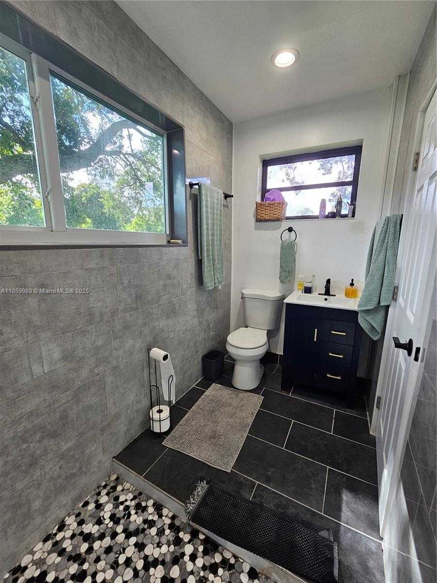 Small Image of 1670 SOUTH WEST 139TH AVE, Davie Number 29