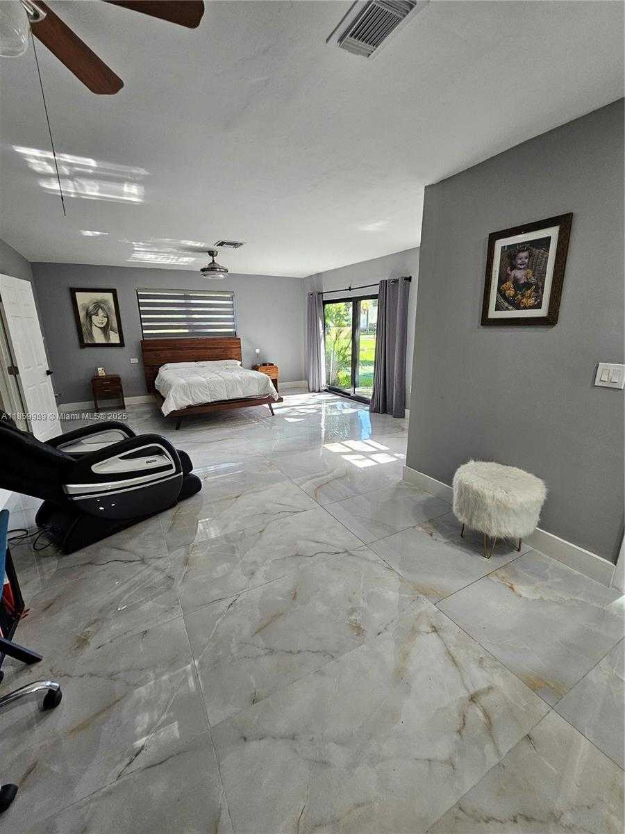Small Image of 1670 SOUTH WEST 139TH AVE, Davie Number 30