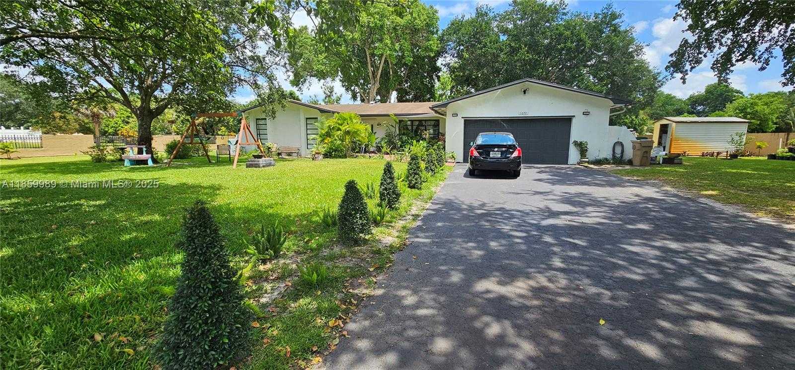 Small Image of 1670 SOUTH WEST 139TH AVE, Davie Number 37