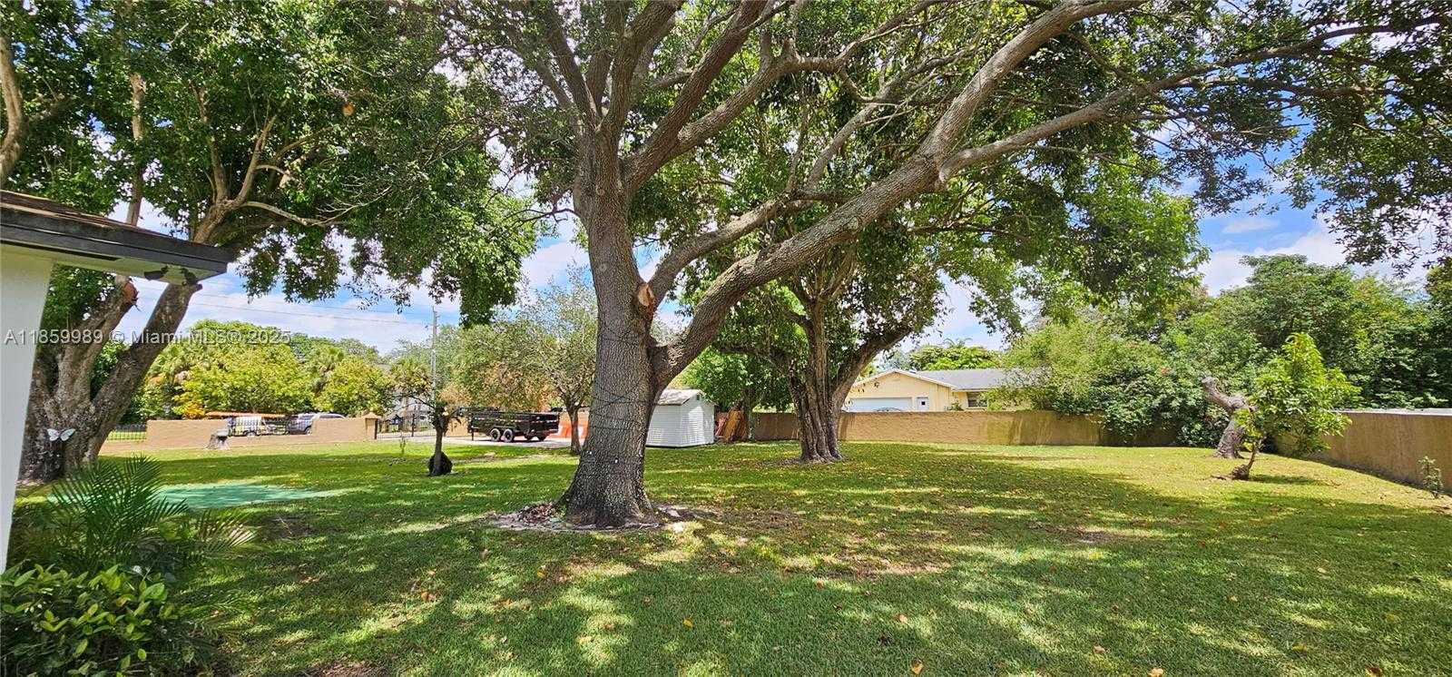 Small Image of 1670 SOUTH WEST 139TH AVE, Davie Number 5