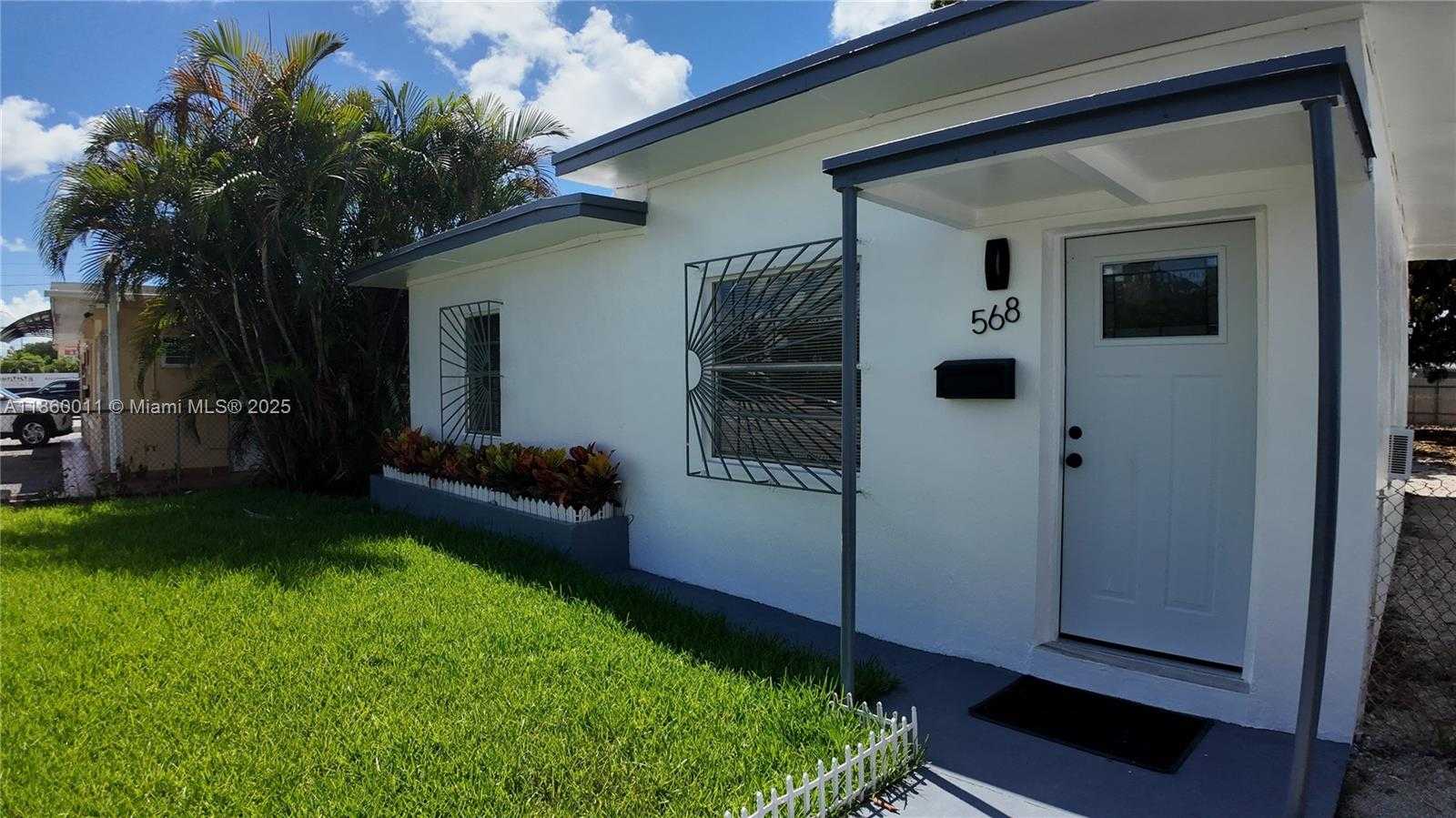Small Image of 568 EAST 49TH ST, Hialeah Number 2