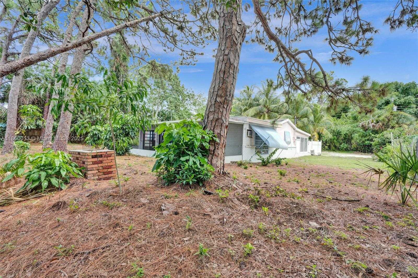 Small Image of 23 SOUTH WEST WATERCRESS WAY, Stuart Number 14